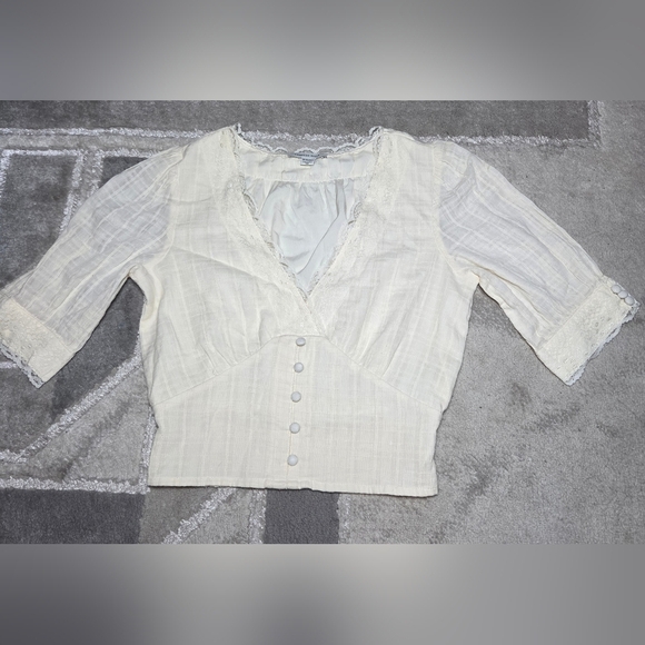 American Eagle Outfitters Tops - American Eagle Outfitters Cream Lace-Trim Button Front Blouse